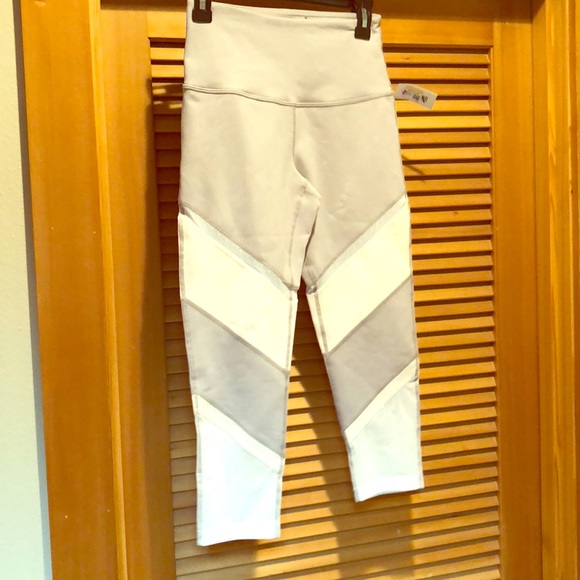 Zella Pants - NWOT Zella mesh Capri!